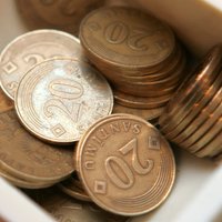 No apgrozības izņemtās lata monētas iznīcinās Šveices uzņēmumu apvienība