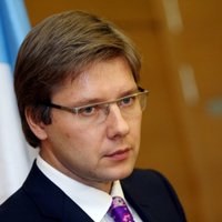 Ушаков призвал ПБ разобраться с разжиганием розни в интернете
