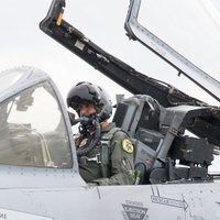 ФОТО: Штурмовики США впервые приземлились на Сааремаа
