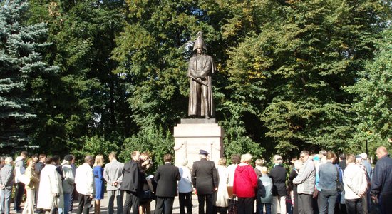 Рижский совет по памятникам не поддержал демонтаж монумента Барклаю де Толли