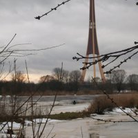 Aculiecinieks: Trauslais ledus un viena cilvēka nāve bļitkotājiem nav šķērslis