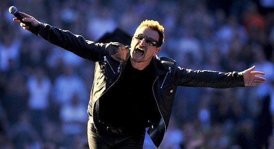 U2: Боно боится, что больше не сможет играть на гитаре