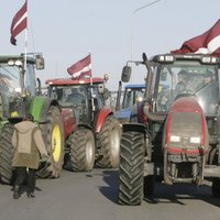 'Pensionāri, ierēdņi un ekoloģiskās govis': kādu nākotni Latvijai mālē dezinformatori