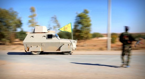 Karte: Kurdu spēki ar ASV atbalstu turpina uzvaras gājienu pret 'Daesh'