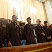Par grupveida izvarošanu septiņiem afgāņiem piespriež nāvessodu
