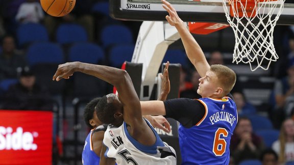 Basketbols, krisstaps porzingis, NBA spēle: Knicks - Timberwolves - 9