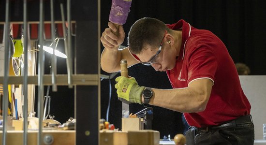 'WorldSkills 2022' pasaules prasmju konkursos galdniecībā Latvija iegūst 9. un 13. vietu