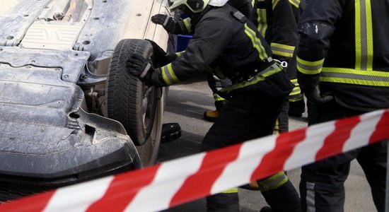 В Сигулдском крае погиб водитель легкового автомобиля