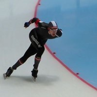 Конькобежец Силов занял 9 место на ЧМ в многоборье