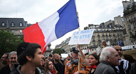В Париже изнасиловали еврейскую девочку. Горожане вышли на протесты, Макрон осудил антисемитизм