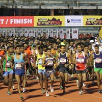 Indijā maratona laikā līderi veikuši četrus liekus kilometrus