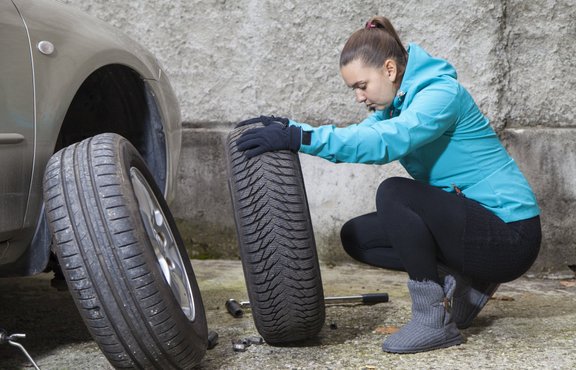 Kam pievērst uzmanību, gatavojoties riepu maiņai