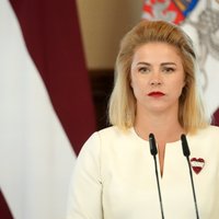 Siliņa: algu izaugsme publiskajā pārvaldē jāpiebremzē, sākot ar pašiem politiķiem