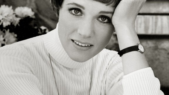 Julie Andrews - 15