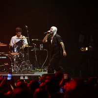 Foto: Rīgā koncertē alternatīvie rokeri 'X Ambassadors'