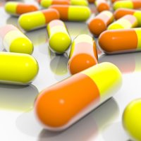 Pārdaugavā pie iepriekš sodīta narkomāna atrod 60 tabletes recepšu medikamentu