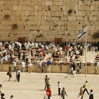 Latvijas tūrisma kompānijas grupu ceļojumus uz Izraēlu nepiedāvā; individuālos ceļotājus brīdina