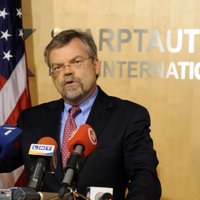 Посол США: дело "имантского хакера" рассматривается по закону
