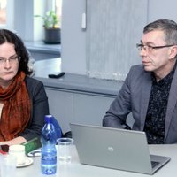 Necenzēta leksika ēterā: Mediju saturs nav Saeimas kompetence, uzskata LR valde