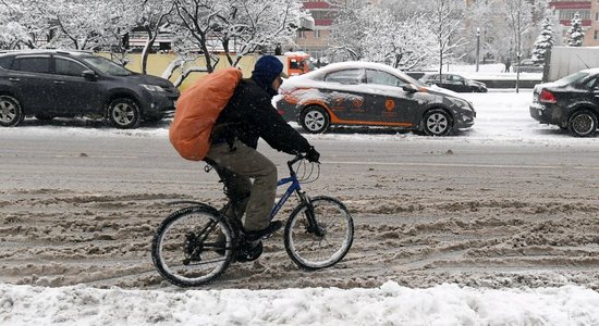 Atklāj, kā baltieši taupa elektroenerģiju un rūpējas par vidi