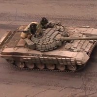 Video: Doņeckā ierodas tanku un armijas auto kolonna