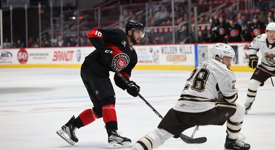 Balinskis turpina būt rezultatīvs AHL, Punnenovam solīds sniegums Šveicē