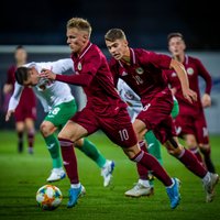 Latvijas U-21 futbolisti cīnās neizšķirti ar Bulgāriju