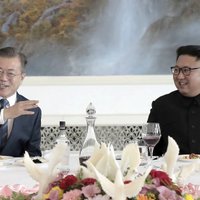 Dienvidkorejas prezidents pēdējos mēnešus amatā sola veltīt diplomātisko attiecību uzlabošanai ar Phenjanu