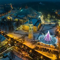 ФОТО: Вильнюсскую елку назвали самой красивой в Европе, и вот как она выглядит с высоты птичьего полета