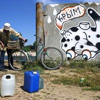 Ukraina 'piegriež' ūdens piegādi Krimai; Krievija gatavo dārgu alternatīvu