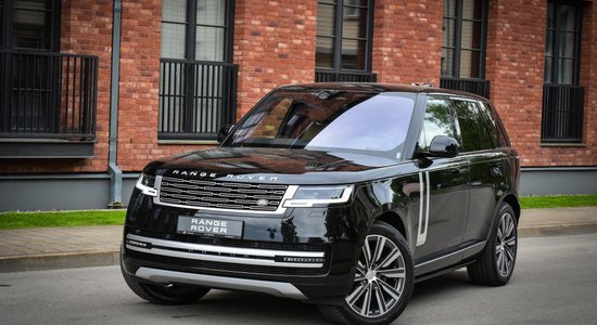 Latvijā jauno luksusa 'Range Rover' iegādājušies jau 57 pircēji