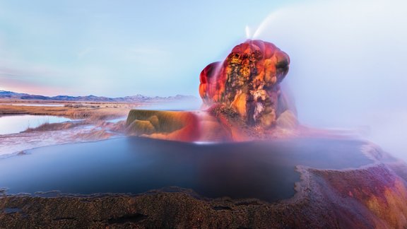 fly geyser 1