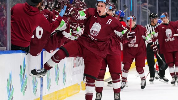 Hokejs, pasaules U-20 čempionāts: Latvija - Čehija - 32