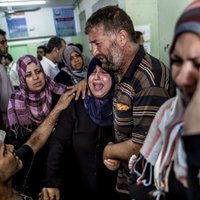 19 cilvēki nogalināti un 126 ievainoti, šāviņiem trāpot ANO skolā Gazas joslā