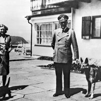 Опубликованы неизвестные свадебные фото Гитлера