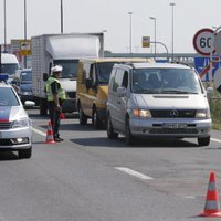 Австрия ужесточила пограничный контроль: на границе с Сербией — пробки