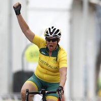 Austrāliešu paralimpiskajai čempionei no mašīnas izzog divas Rio zelta medaļas