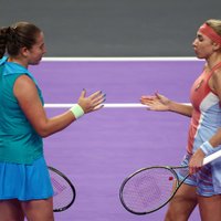 Ostapenko WTA rangā sasniedz jaunu rekordu dubultspēlēs