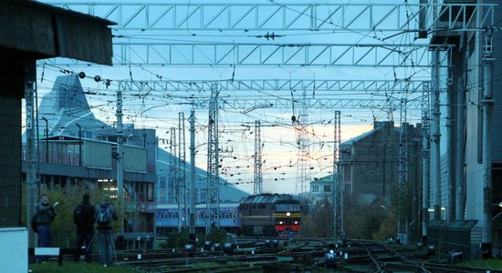 Darīsim visu, lai Viļņa tiktu iekļauta 'Rail Baltica' trasē, paziņo Lietuvas premjers