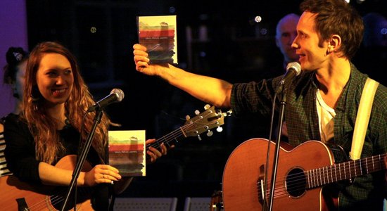 Labvakar, pasažieri! Iznācis otrais Ziedoņa fonda 'Viegli' albums