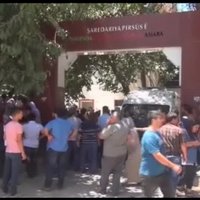 Turcijā pašnāvnieka sarīkotā sprādzienā netālu no Sīrijas robežas gājuši bojā 28 aktīvisti