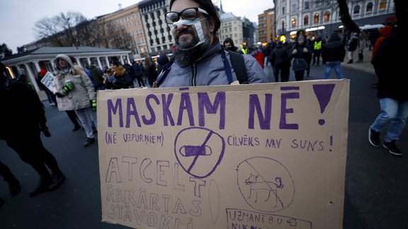 Maskas protests Rīga Covid-19