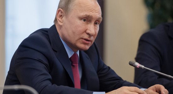 Путин прокомментировал обыски у Серебренникова фразой "Да дураки"