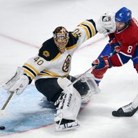 Daugaviņa 'Bruins' zaudē NHL spēlē; Kulda turpina nespēlēt