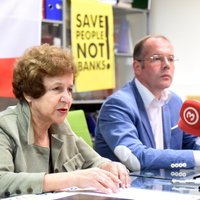 LNT: Жданок "кинула" Мамыкина, отказавшись передавать мандат депутата Европарламента