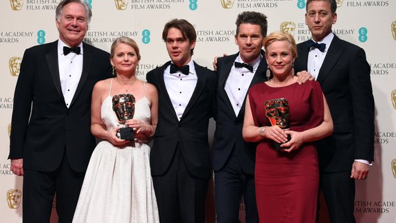 Britain BAFTA 2015 Winners Room.JPEG-04d08