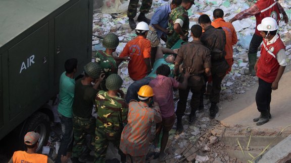 CORRECTION Bangladesh Building Collapse.JPEG-097a5